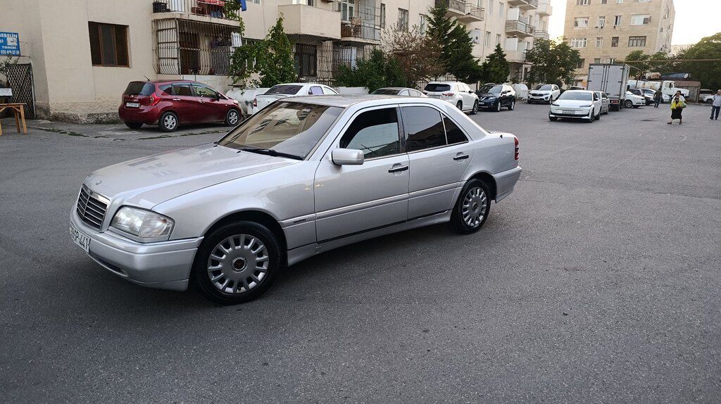Mercedes C 200, 2.0 L, 1995 il, 352 500 km — Avtomobillər, Bakı (11)