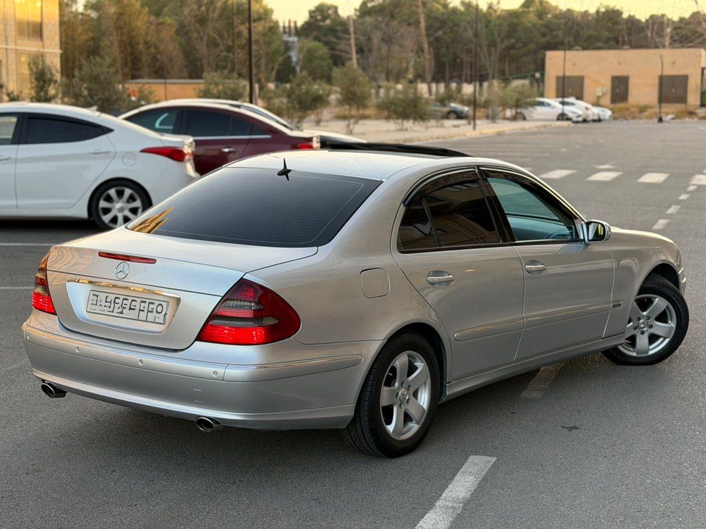 Mercedes E 320, 3.2 L, 2004 il, 278 000 km — Avtomobillər, Bakı (5)