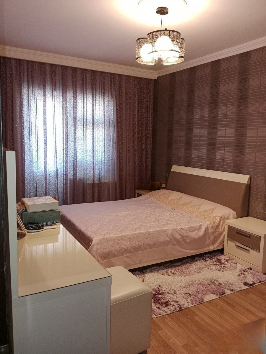 Satılır 4 otaqlı köhnə tikili 100 m² — Mənzil, Bakı (2)