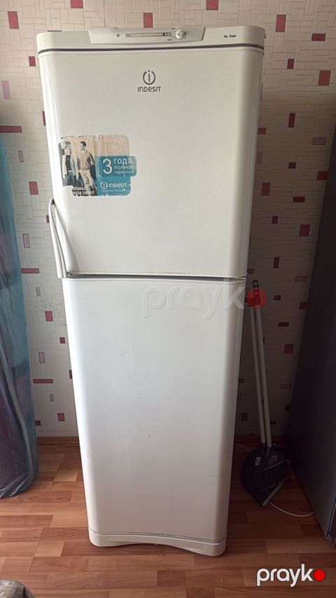 Indesit No fros soyuducu Tam islekdi Ustada olmuyub Qiymet 180 azn — Bakı