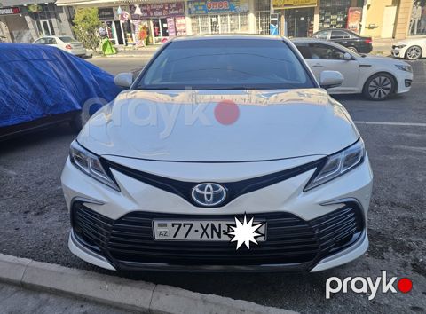 Toyota Camry, 2.5 L, 1.6 kWh, 2022 il, 80 000 km