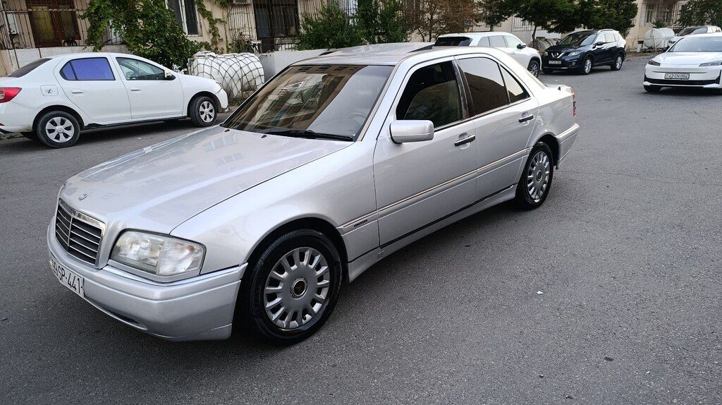 Mercedes C 200, 2.0 L, 1995 il, 352 500 km — Avtomobillər, Bakı (2)