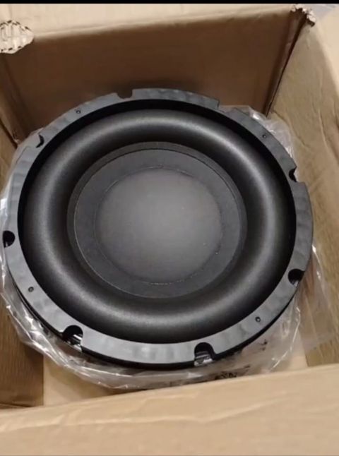 Subwoofer dinamik satılır Heç işlənməyib, tam təzədir Qutuda və — İmişli