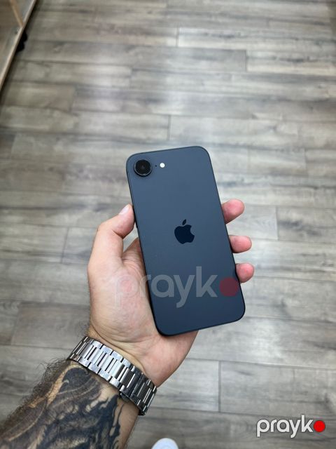 Apple iPhone 16e Black 128GB/8GB