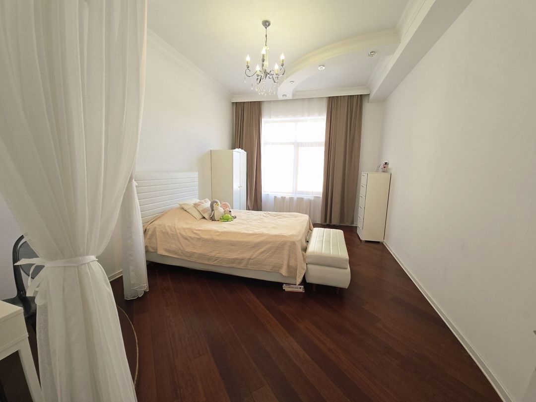 Satılır 4 otaqlı yeni tikili 141 m² — Mənzil, Bakı (12)