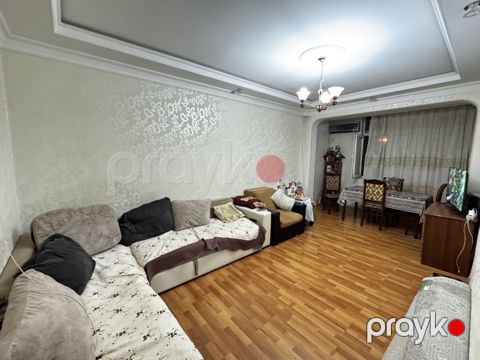 Satılır 3 otaqlı köhnə tikili 80 m²
