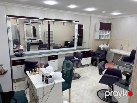 Satılır obyekt 42 m²