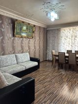 İcarəyə verilir 4 otaqlı köhnə tikili 90 m² — Lalə.X — Квартира