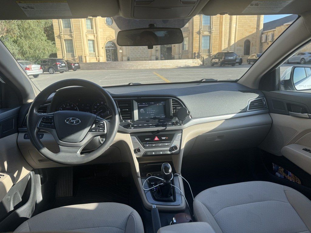 Hyundai Elantra, 2.0 L, 2017 il, 213 399 km — Avtomobillər, Bakı (5)