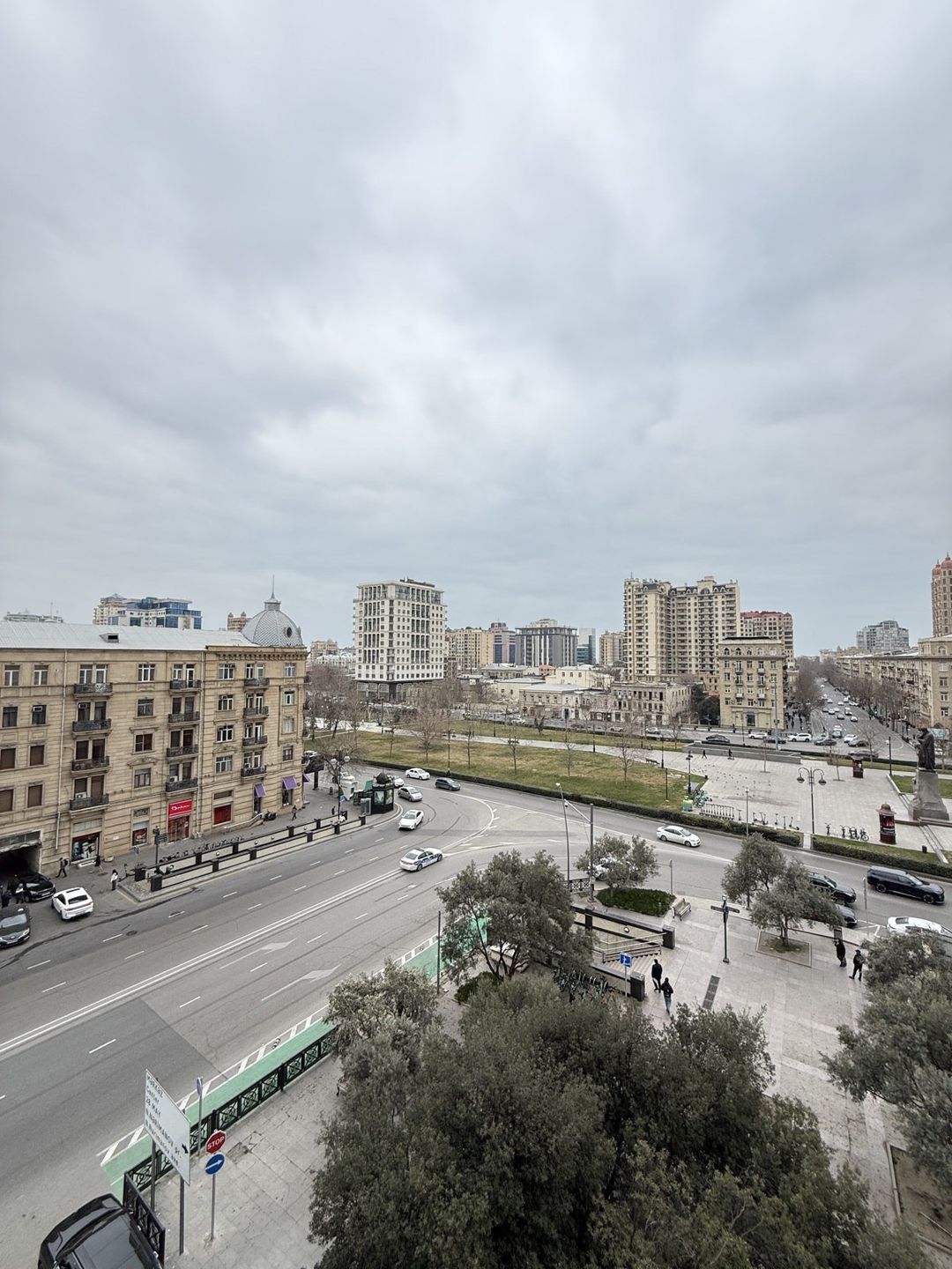 Satılır 4 otaqlı köhnə tikili 120 m² — Mənzil, Bakı (7)