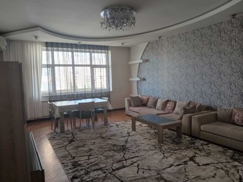 Satılır 3 otaqlı yeni tikili 140 m² — Bakı