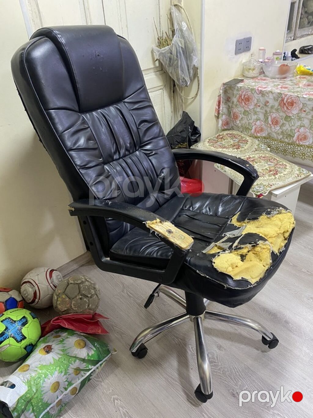 Məhsul: Tənzimlənən ofis/kreslo stulu - Material: qara süni dəri — Ofis mebeli, Bakı (2)