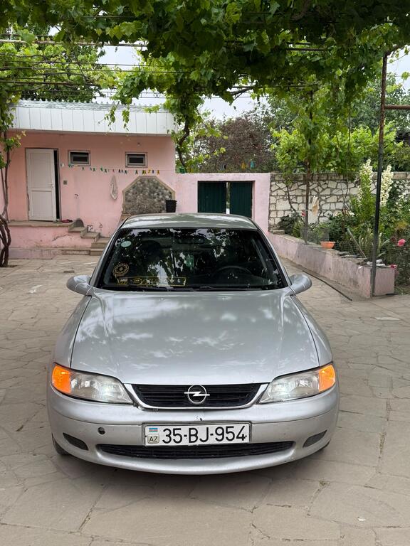 Opel Vectra, 2.0 L, 1996 il, 253 000 km — Avtomobillər, Qazax