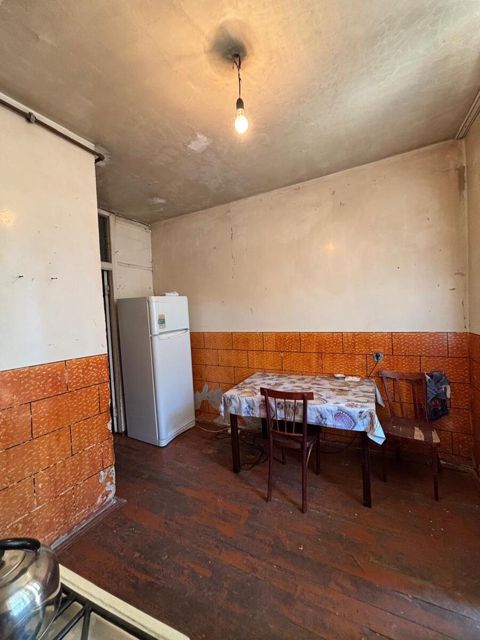 Satılır 2 otaqlı köhnə tikili 64 m² — Mingəçevir