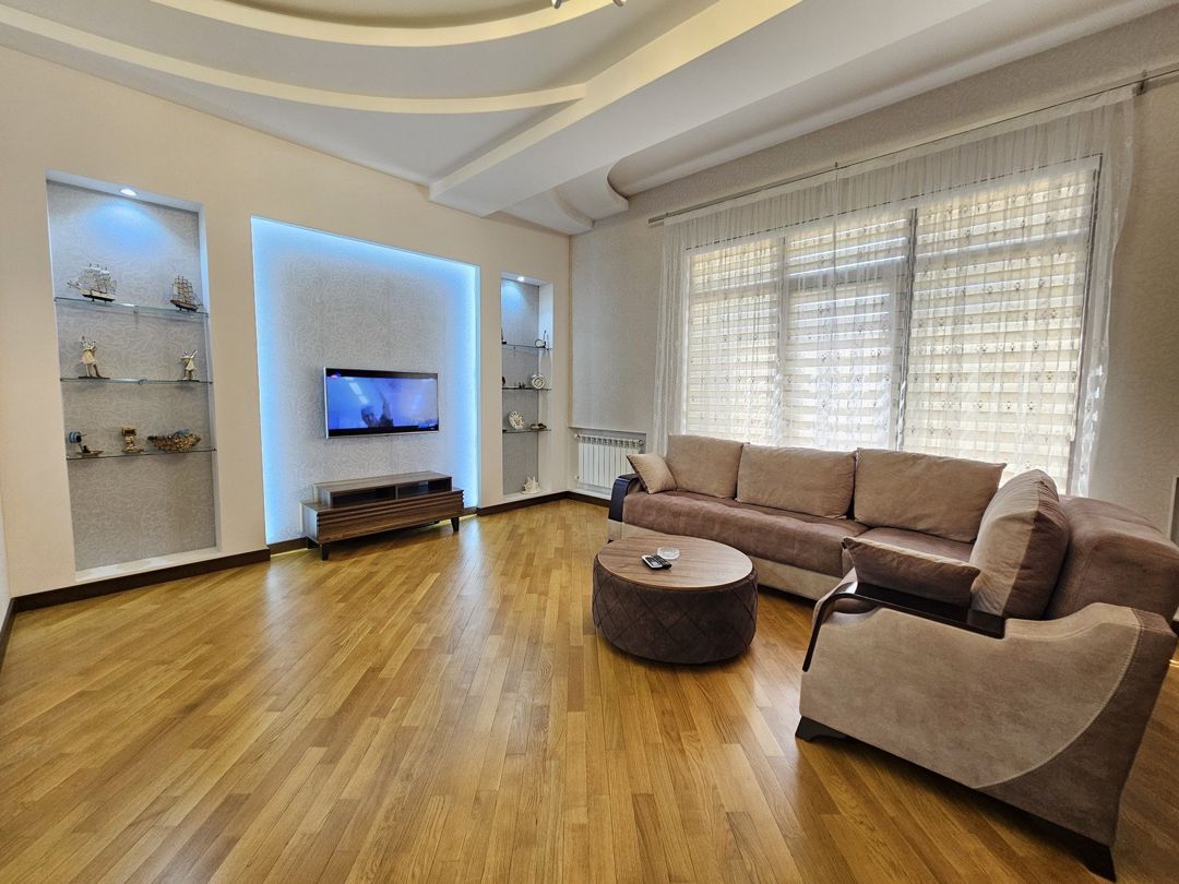 İcarəyə verilir 3 otaqlı yeni tikili 125 m² — Mənzil, Bakı (3)