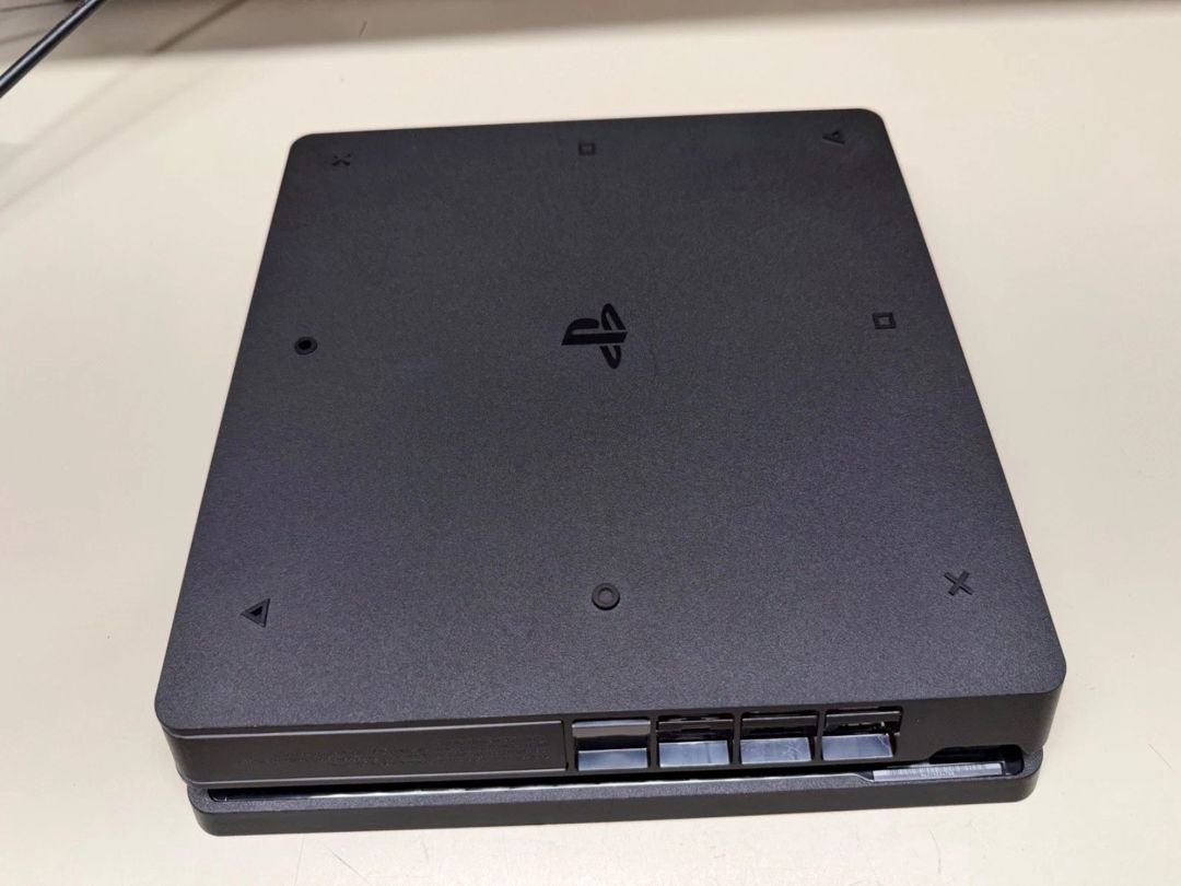 Sony PlayStation 4 Slim 1TB — Oyunlar, konsollər və proqramlar, Bakı (4)