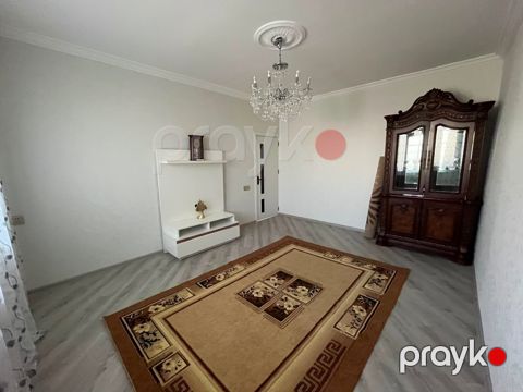 Satılır 2 otaqlı köhnə tikili 70 m²