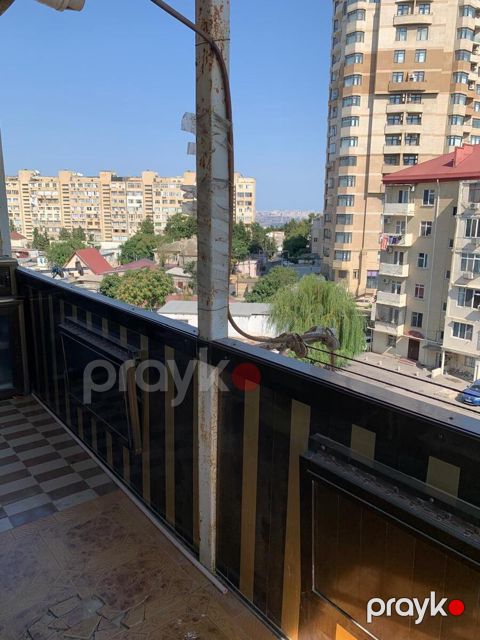 İcarəyə verilir 4 otaqlı köhnə tikili 100 m²