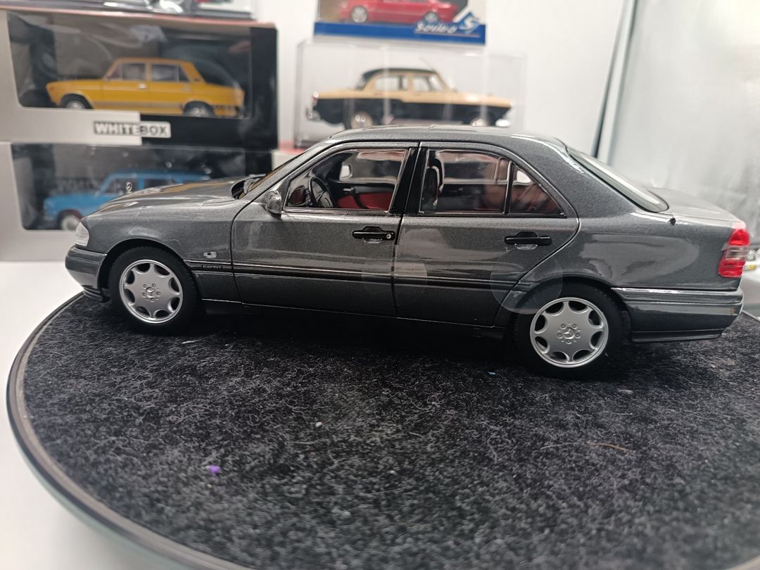 Mercedes W202 C-Class 1997 1/18 modeli — Kolleksiyalar, Bakı (3)
