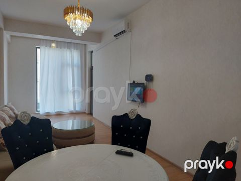 3 otaqli (2 den 3 duzelme)92 kv, elitni bina da (Whitestone