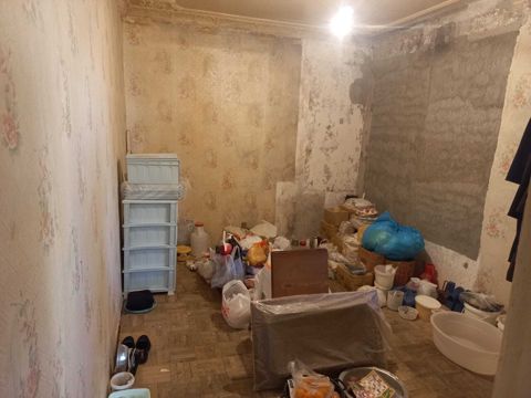 Satılır 2 otaqlı köhnə tikili 65 m² — Bakı