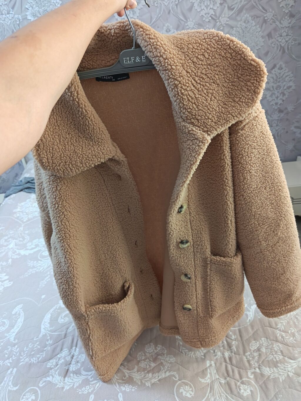 Qişliq peluş geyim.trendyoldan almisam 1,2 defe geyinmisem.cox — Jaketlər, Mingəçevir (2)