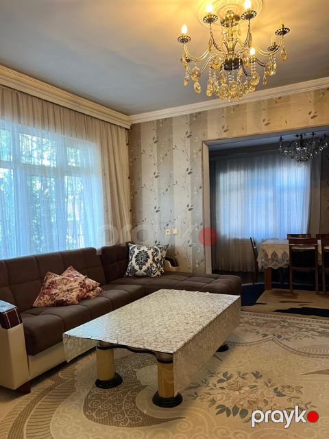Satılır 4 otaqlı həyət evi/bağ evi 130 m²