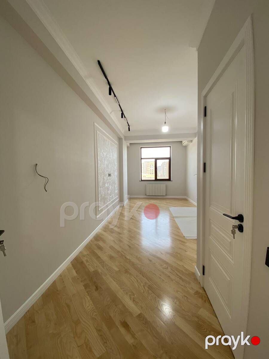 Satılır 4 otaqlı yeni tikili 211 m² — Mənzil, Bakı (5)