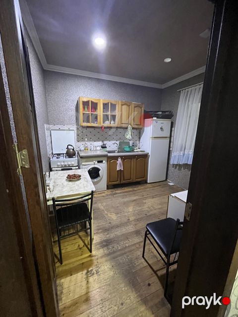 Satılır 2 otaqlı həyət evi/bağ evi 64 m²