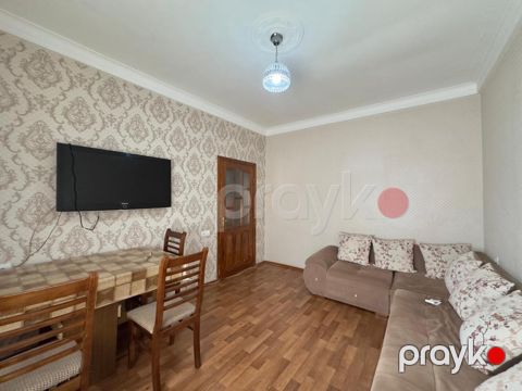 İcarəyə verilir 2 otaqlı köhnə tikili 45 m²