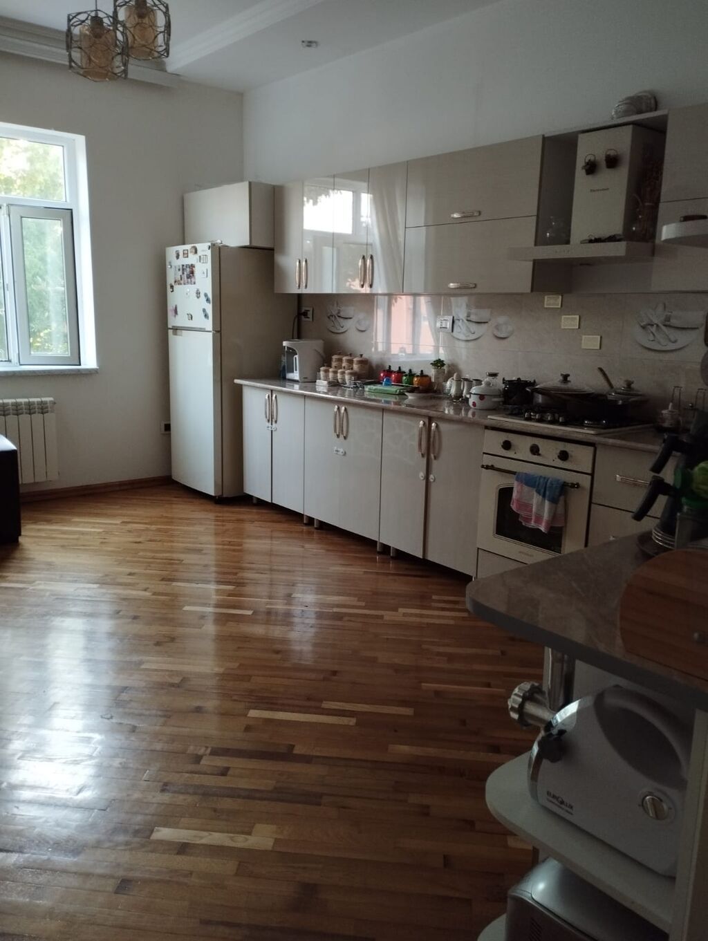 Saray da, Nazim ikimət küçəsdə Tam marketin düz yanıda 2mərtəbəli — Ev, villa, Bakı (2)