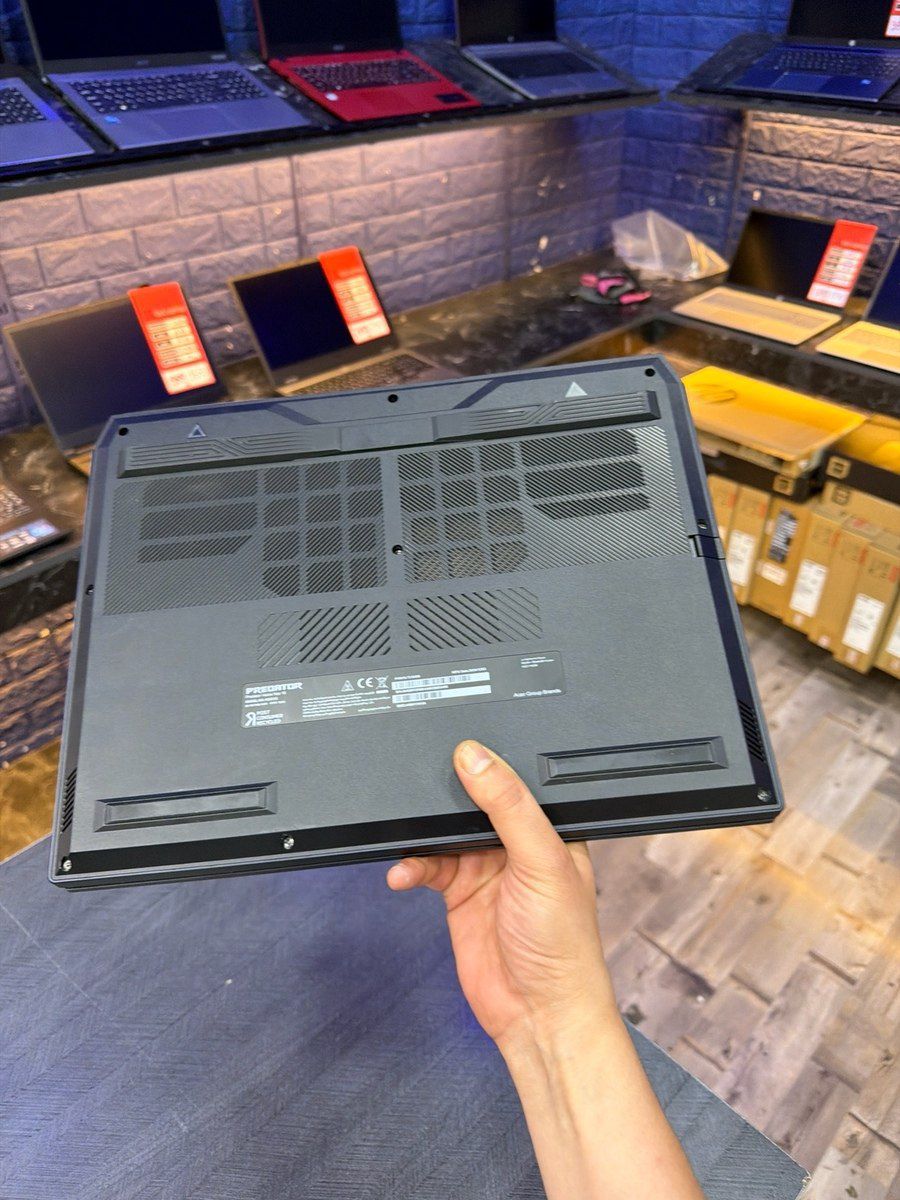Acer Predator Helios Neo 16 PHN16-72-94N9 — Noutbuklar, Bakı (6)