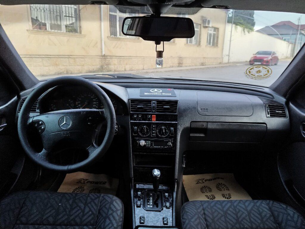 Mercedes C 220, 2.2 L, 1995 il, 352 145 km — Avtomobillər, Bakı (4)