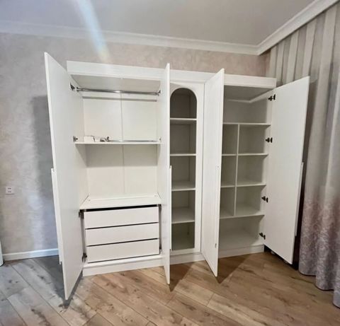 İşlənmiş, 4 qapılı, Siyirməli, Ağ, Açılan, Düz dolab — Bakı