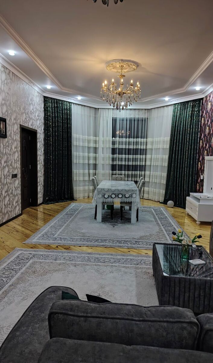 Satılır 4 otaqlı həyət evi/bağ evi 240 m² — Ev, villa, Gəncə (2)