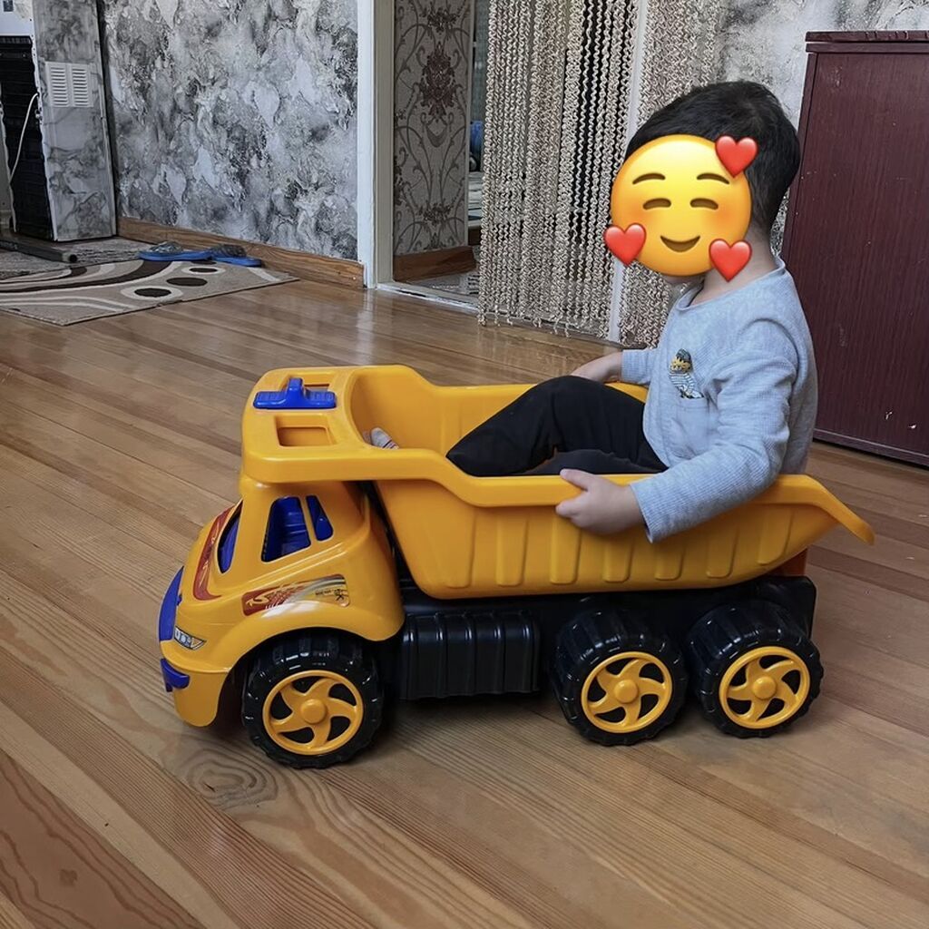 Yenidir, 90 kiloya qədər çəki götrür. Böyük uşaq oyuncağı, kamaz — Oyuncaq nəqliyyatı, Bakı (2)