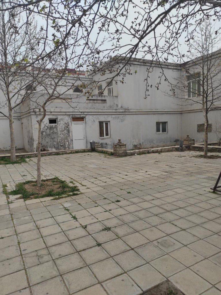 Satılır obyekt 779 m² — Əmlak, Bakı