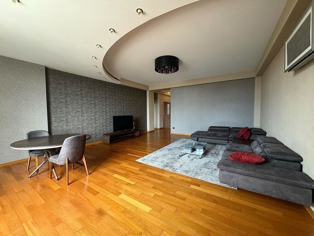 Satılır 4 otaqlı yeni tikili 180 m² — Mənzil, Bakı (2)