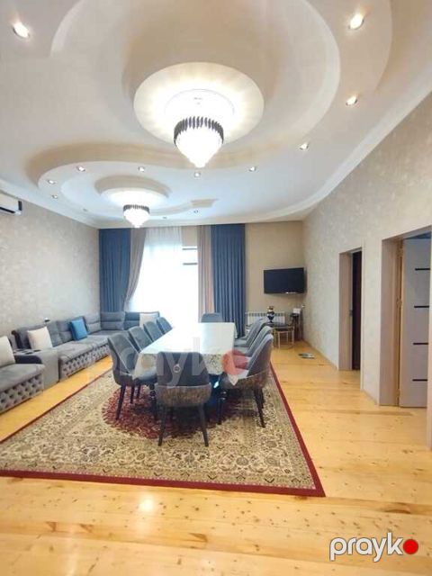 Satılır 6 otaqlı həyət evi/bağ evi 400 m²