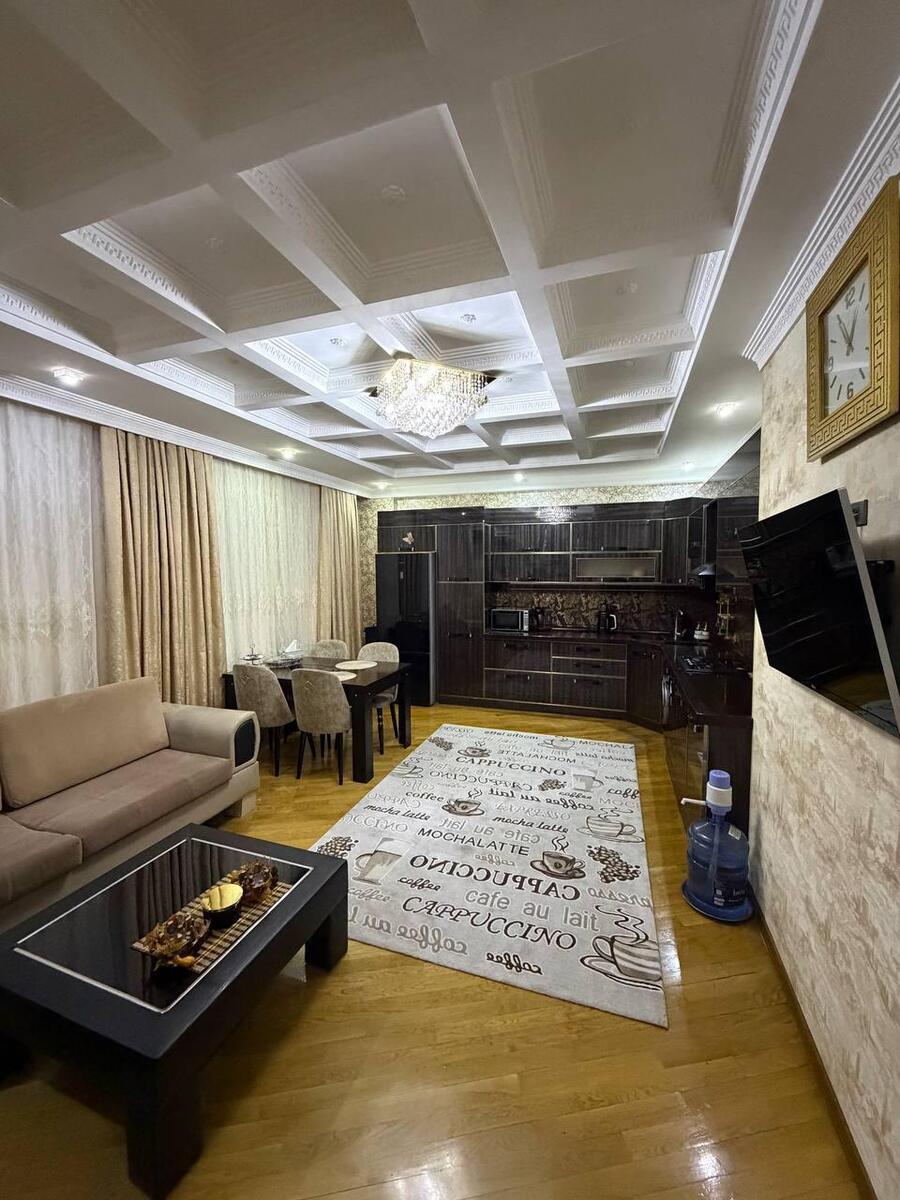 Satılır 4 otaqlı yeni tikili 214 m² — Mənzil, Bakı (5)