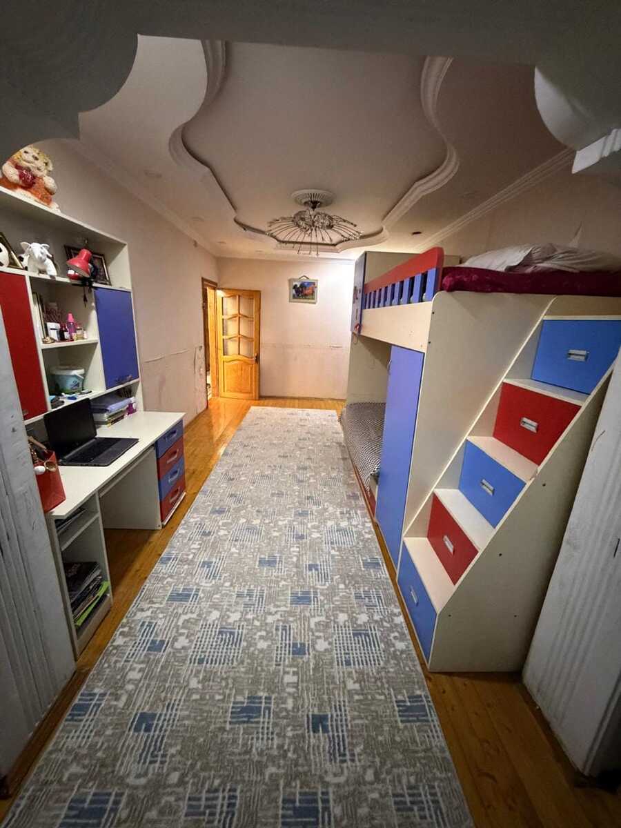 Satılır 4 otaqlı köhnə tikili 110 m² — Mənzil, Bakı (8)