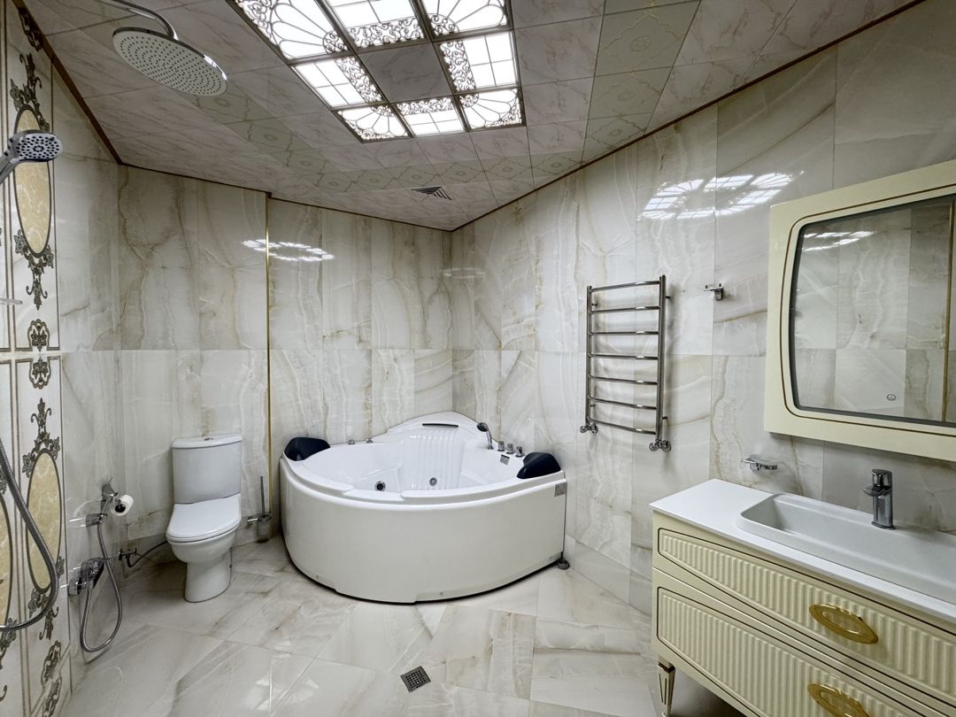 Satılır 3 otaqlı yeni tikili 217 m² — Mənzil, Bakı (9)