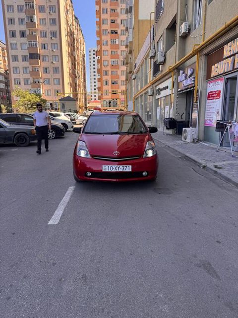 Toyota Prius, 1.5 L, 1.3 kWh, 2007 il, 320 000 km — Bakı