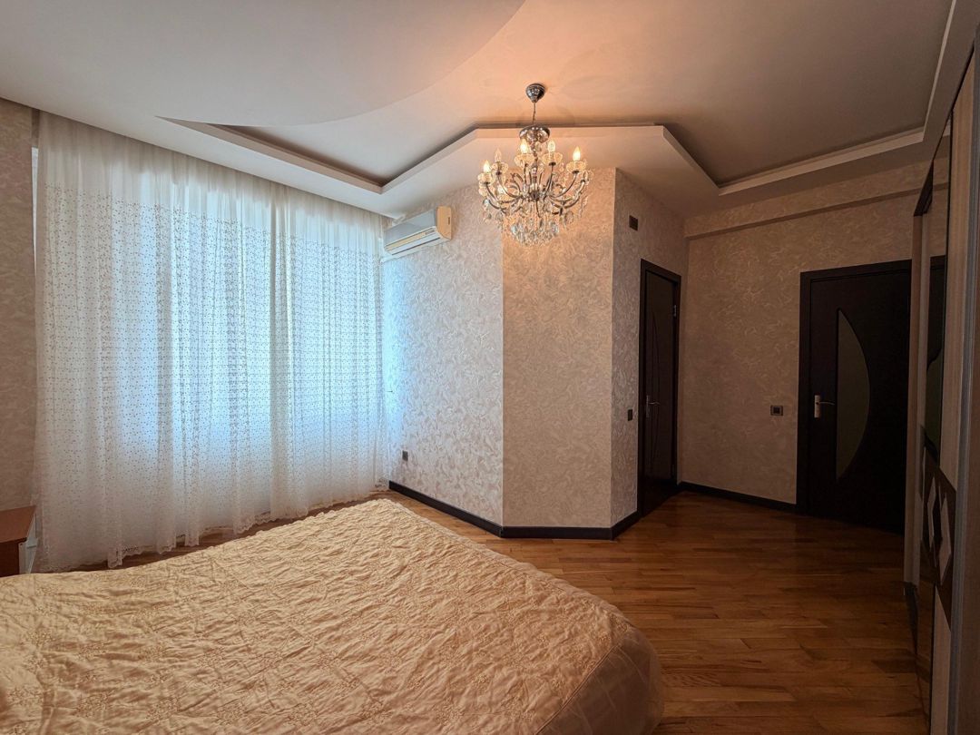 Satılır 3 otaqlı yeni tikili 146 m² — Mənzil, Bakı (10)