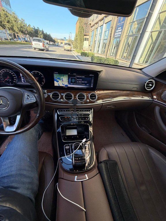 Mercedes E 300, 2.0 L, 2018 il, 156 000 km — Avtomobillər, Bakı (6)