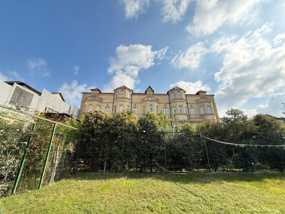 Satılır 40 otaqlı həyət evi/bağ evi 1600 m² — Ev, villa, Bakı (3)