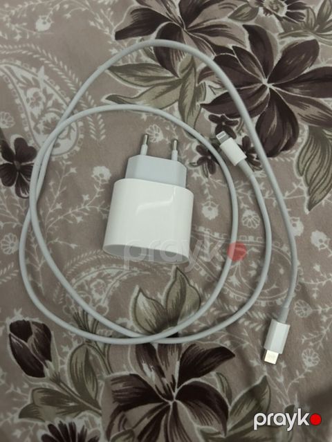 Simsiz şarj cihazı Apple, 20 Vt, İşlənmiş — Bakı