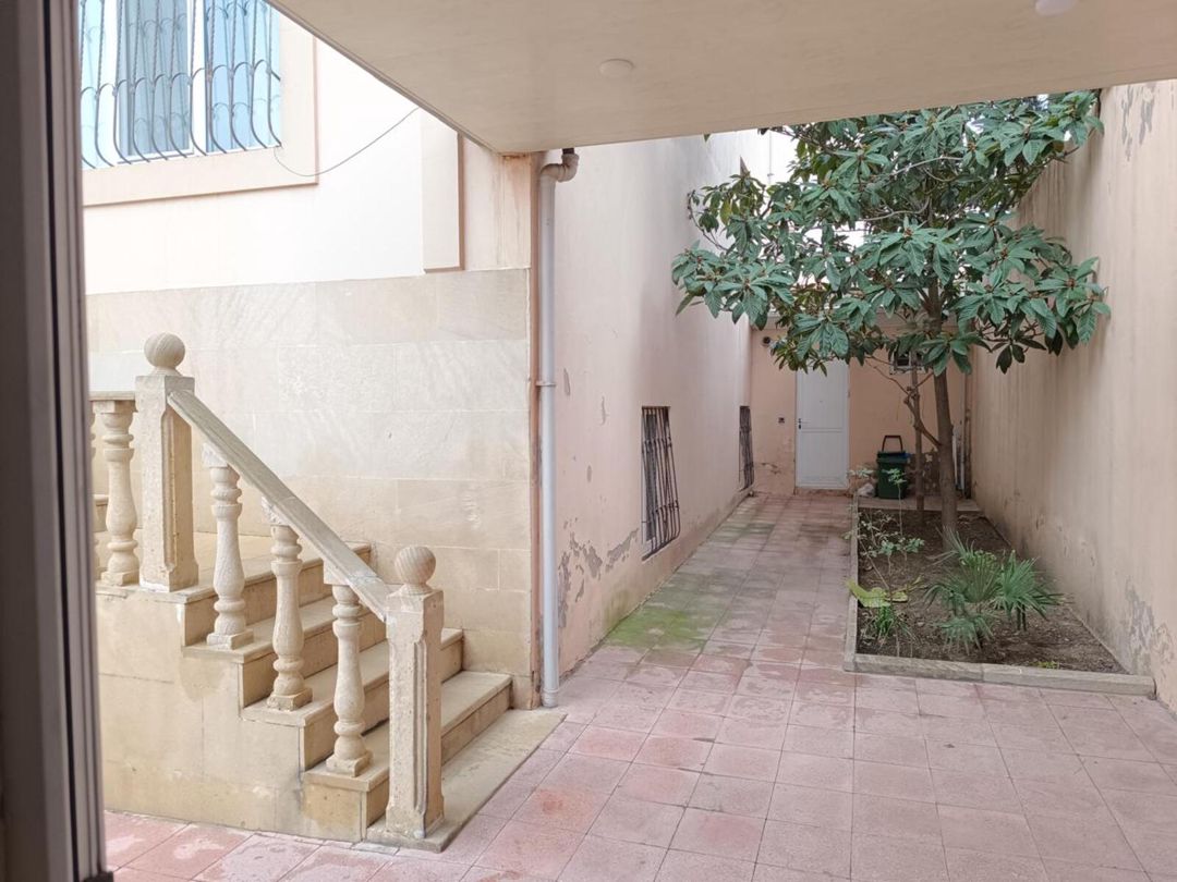 Satılır 8 otaqlı həyət evi/bağ evi 390 m² — Ev, villa, Bakı (3)