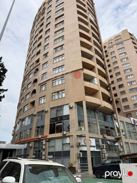 Satılır 2 otaqlı yeni tikili 80 m²