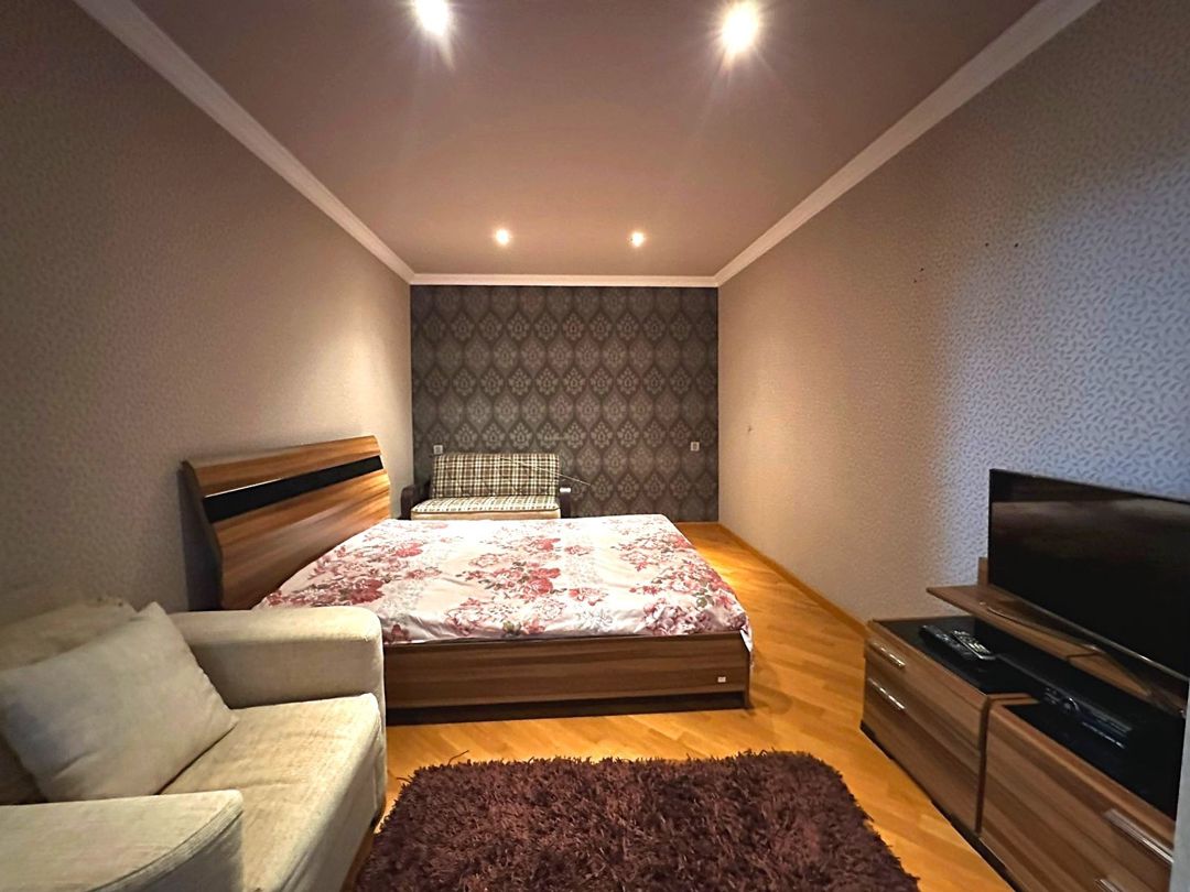 Satılır 2 otaqlı köhnə tikili 55 m² — Mənzil, Bakı (4)